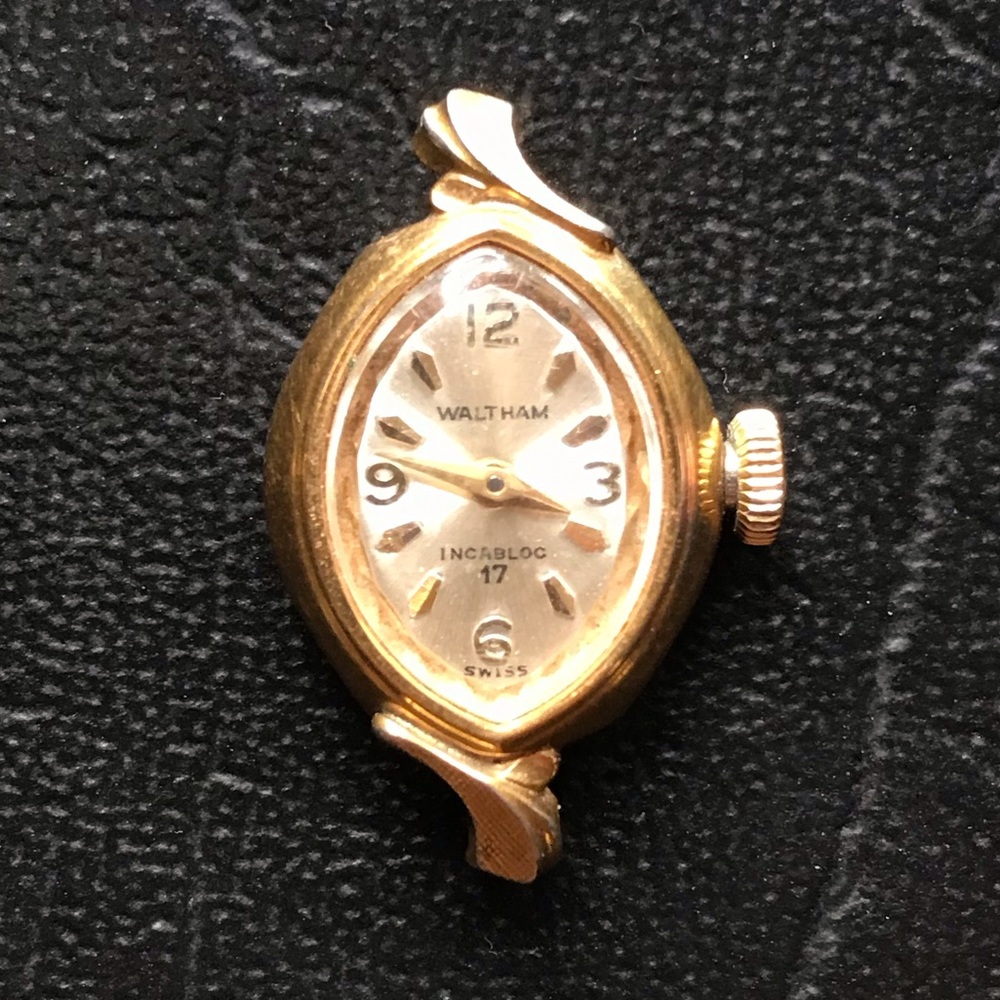 Waltham Incabloc 17 Jewels Swiss Watch Face